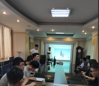 2018級碩士1班開展軟件技能交流學習活動