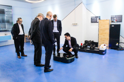 合力·聚心·共贏——西門(mén)子全球首席戰(zhàn)略官訪(fǎng)問(wèn)仙知機(jī)器人，共促軟件技術(shù)交流